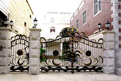 鐵藝大門安裝案例